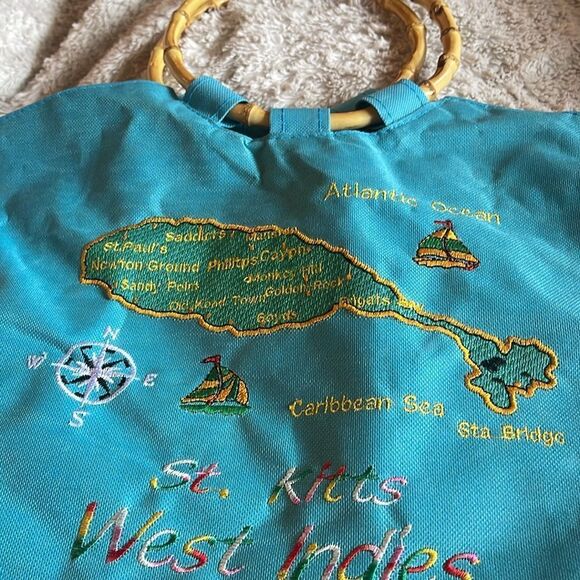 Saint Kitts West Indies bag with wooden handle - Picture 3 of 7